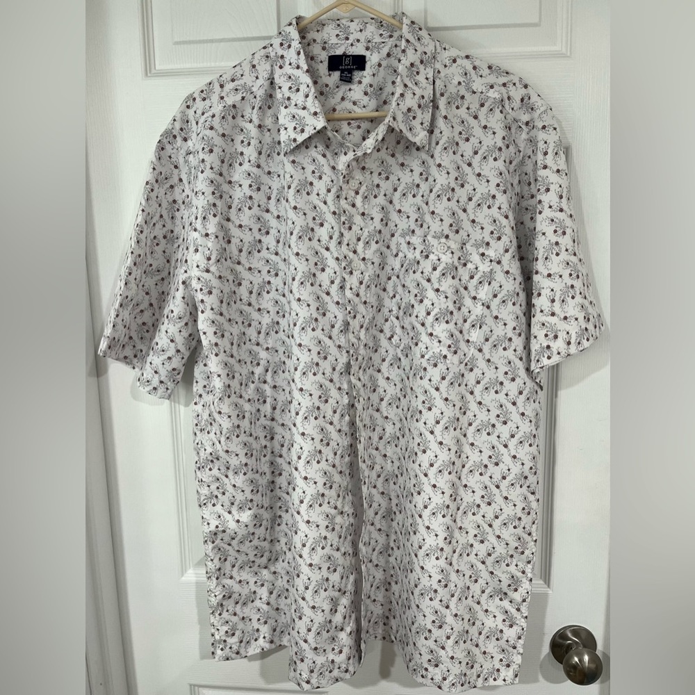 NWT Men’s George White Short-Sleeve Button-Down Shirt red/gray print size XL